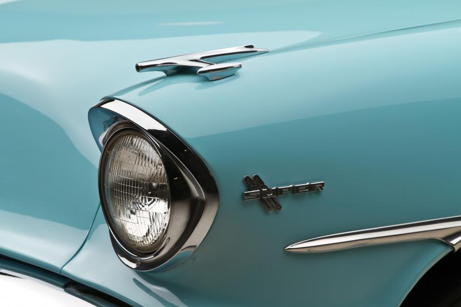  Oldsmobile Super 88 Convertible 1957 года  (фото 16 из 28)